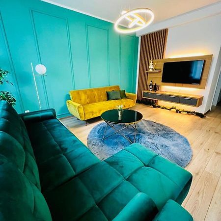 Huggo Apartment 35 Targu-Mures Bagian luar foto