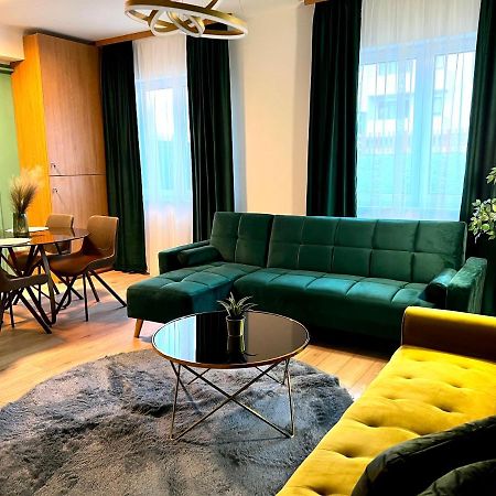 Huggo Apartment 35 Targu-Mures Bagian luar foto
