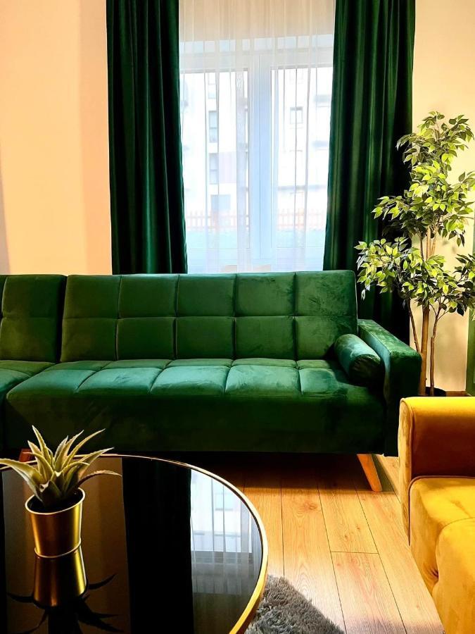 Huggo Apartment 35 Targu-Mures Bagian luar foto