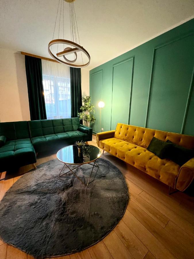 Huggo Apartment 35 Targu-Mures Bagian luar foto